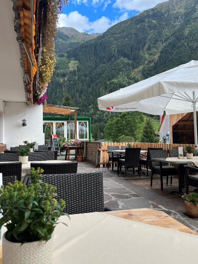 Hotel Waldcafe Neustift im Stubaital Eksteriør billede